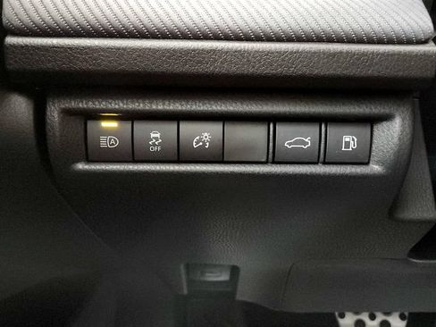 Used 2025 Toyota Camry SE w/ Convenience Package AWD/4WD image 33