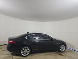 Used 2018 Jaguar XF Premium image 6