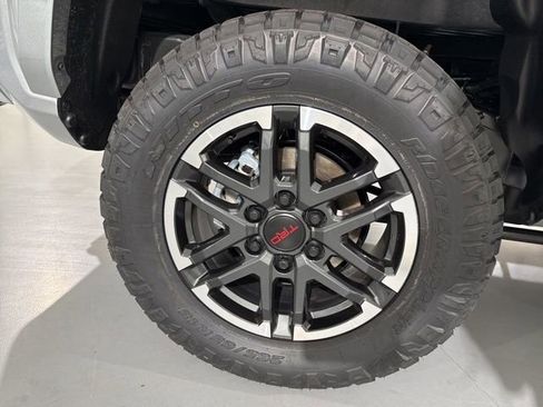 New 2025 Toyota Tacoma TRD Sport image 11