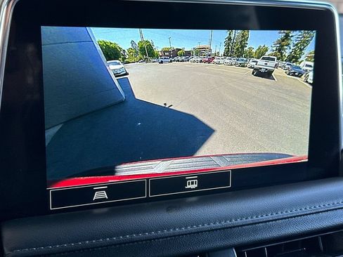 Used 2021 Chevrolet Tahoe Z71 AWD/4WD image 19