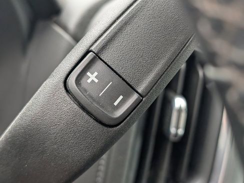 Used 2023 Chevrolet Silverado 2500 LT AWD/4WD image 25