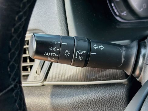 Used 2019 Honda Accord Sport image 18