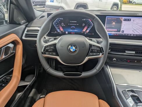 Used 2025 BMW 230i Coupe w/ Convenience Package RWD image 25