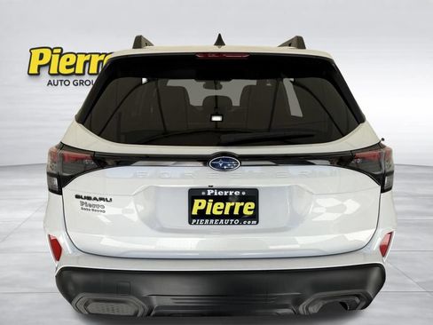Used 2025 Subaru Forester Premium w/ Convenience Package #2 AWD/4WD image 3
