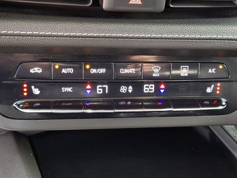 Used 2023 Buick Envision Preferred w/ Sport Touring Package image 16