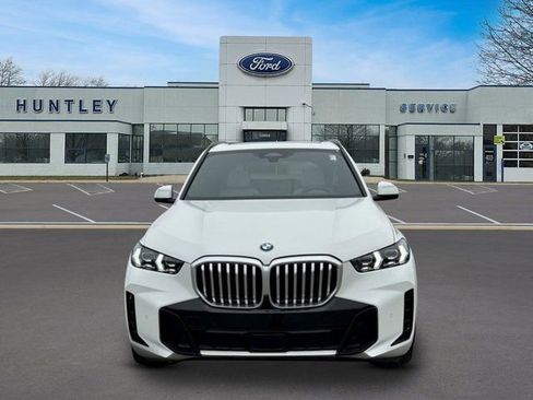 Used 2025 BMW X5 xDrive40i w/ M Sport Package AWD/4WD image 2
