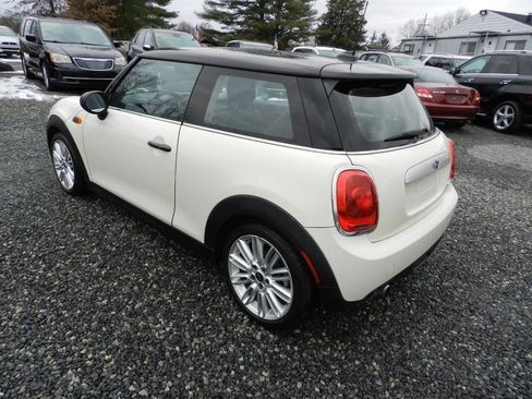 Used 2015 MINI Cooper 2-Door Hardtop w/ Cold Weather Package image 9