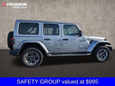 Used 2020 Jeep Wrangler Unlimited Sahara w/ Dual Top Group image 9