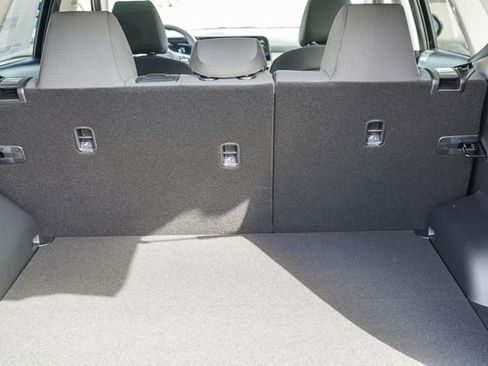 New 2026 Kia Seltos LX FWD image 13