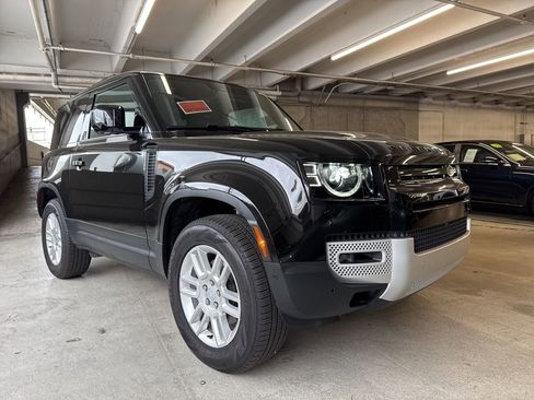Used 2025 Land Rover Defender 90 S AWD/4WD image 3