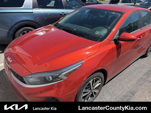 Used 2022 Kia Forte LXS FWD image 1