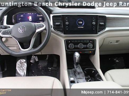Used 2022 Volkswagen Atlas SE image 12