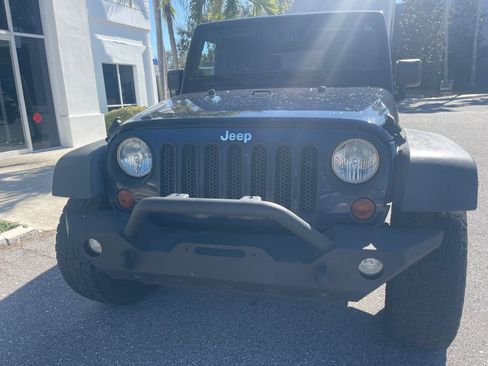 Used 2013 Jeep Wrangler Unlimited Sport image 32