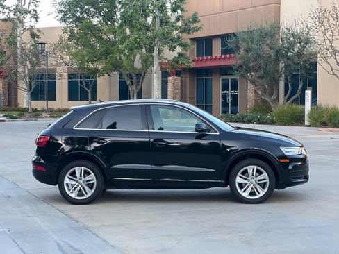 Used 2017 Audi Q3 2.0T Premium Plus w/ Premium Plus Package image 6