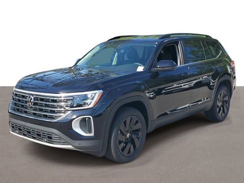 New 2026 Volkswagen Atlas SE FWD image 2