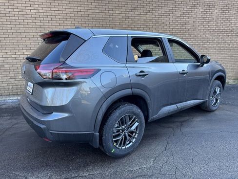 New 2026 Nissan Rogue S image 9
