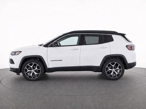 Used 2024 Jeep Compass Limited AWD/4WD image 6