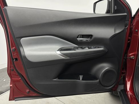 Used 2023 Nissan Kicks SR w/ SR Premium Package image 22