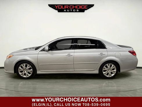 Used 2011 Toyota Avalon FWD image 2