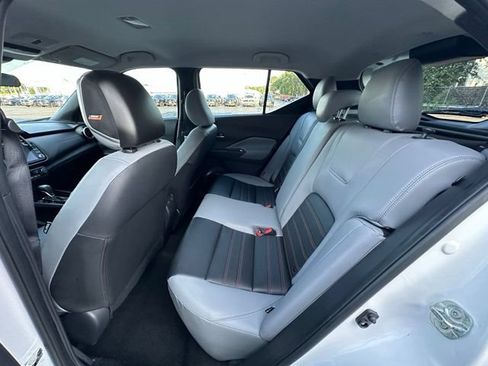 Used 2023 Nissan Kicks SR w/ SR Premium Package FWD image 25