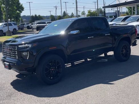 New 2025 GMC Canyon Denali w/ LPO, Denali Black Edition image 72