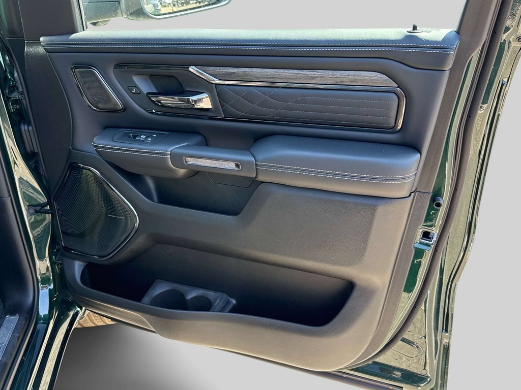 New 2027 RAM 1500 Limited AWD/4WD image 8