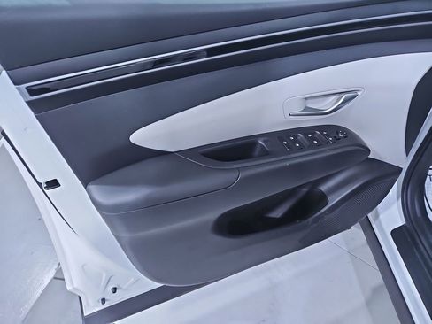 Used 2024 Hyundai Tucson SEL image 12