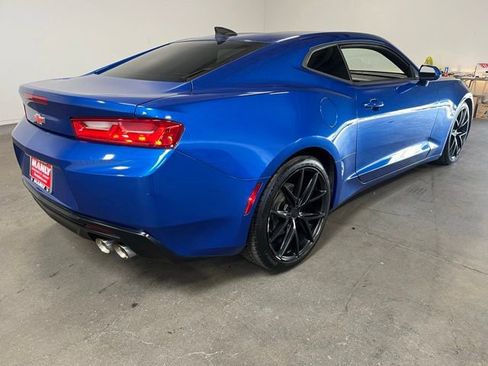Used 2017 Chevrolet Camaro LT w/ Technology Package RWD image 3