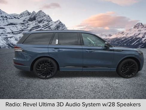 New 2026 Lincoln Aviator Reserve image 8