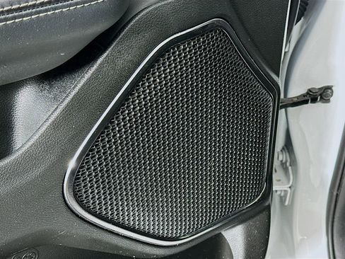 Used 2022 RAM 1500 Limited w/ Bed Utility Group image 24