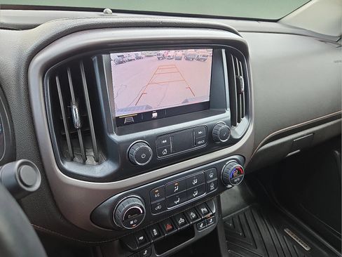 Used 2022 GMC Canyon AT4 w/ Trailering Package AWD/4WD image 17