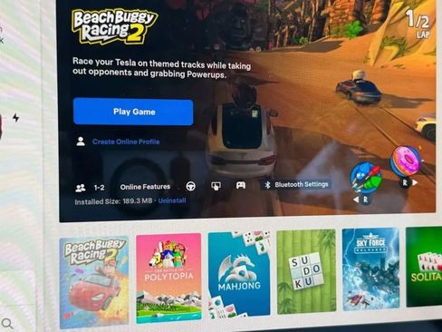 Used 2023 Tesla Model 3 Standard Range image 14