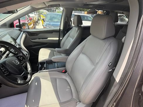 Used 2018 Honda Odyssey EX-L image 9