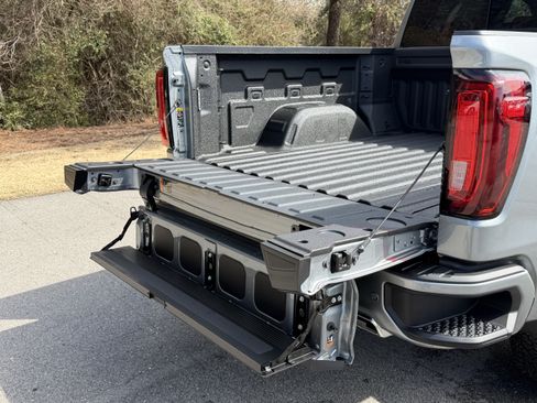 New 2026 GMC Sierra 1500 AT4 w/ AT4 Premium Package AWD/4WD image 15