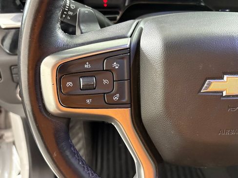 Used 2023 Chevrolet Silverado 1500 LTZ AWD/4WD image 40