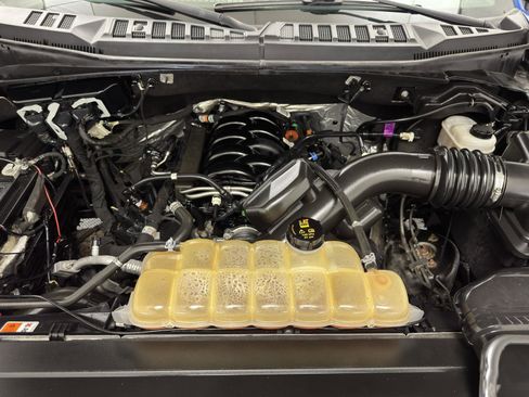 Used 2018 Ford F150 XLT w/ Trailer Tow Package image 38