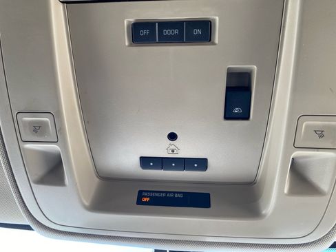 Used 2015 GMC Sierra 1500 SLT w/ SLT Preferred Package image 19