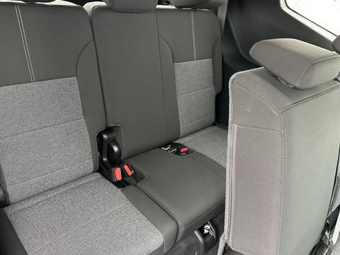 New 2025 GMC Acadia Elevation image 14