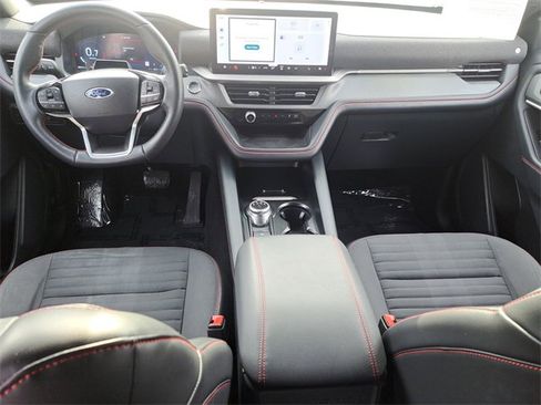 Used 2025 Ford Explorer ST-Line image 10