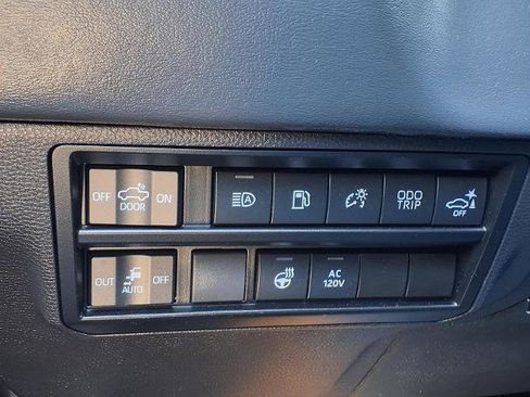 Used 2024 Toyota Tundra Platinum image 15