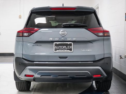 Used 2022 Nissan Rogue SL w/ SL Premium Package image 13
