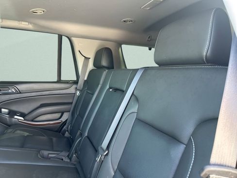 Used 2018 GMC Yukon SLT image 19
