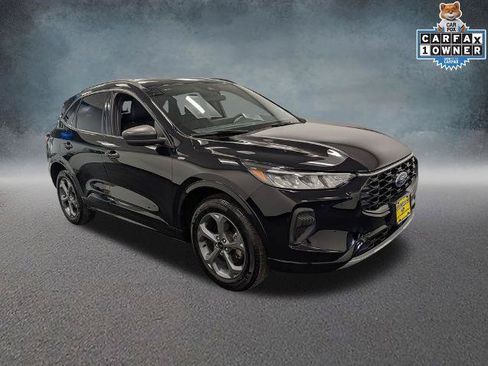 Certified 2023 Ford Escape ST-Line w/ Tech Pack #1 AWD/4WD image 3