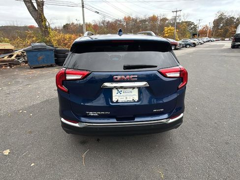 Certified 2022 GMC Terrain SLT image 6