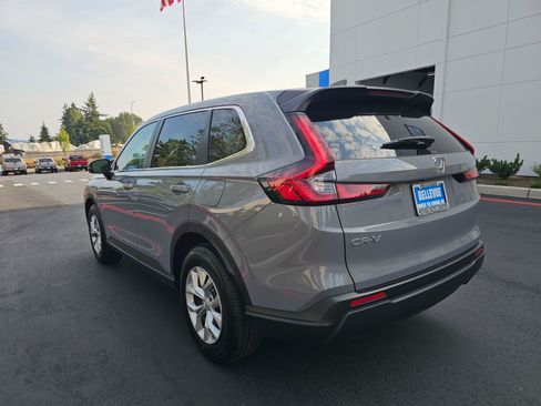 Certified 2025 Honda CR-V LX image 5