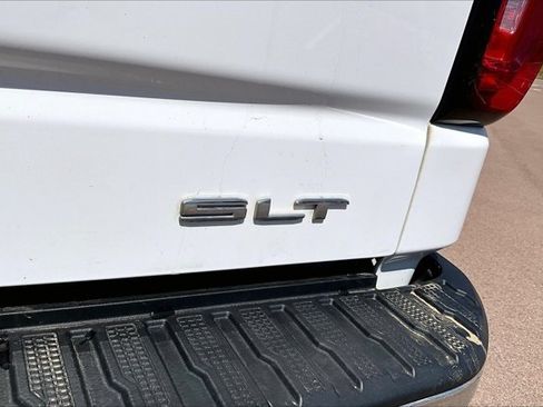 Used 2021 GMC Sierra 1500 SLT w/ SLT Premium Plus Package AWD/4WD image 24