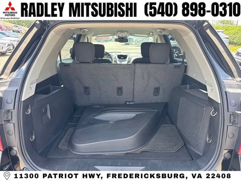 Used 2017 Chevrolet Equinox LT w/ Convenience Package FWD image 12