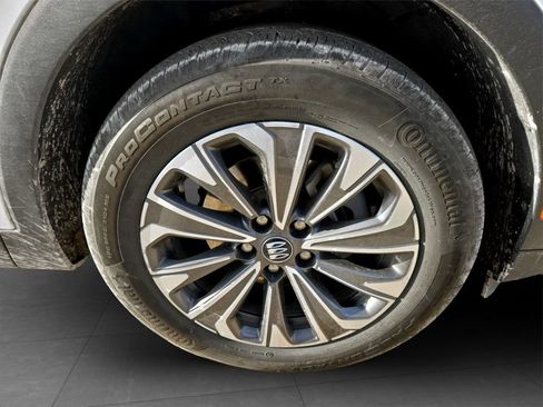 Used 2024 Buick Envision Preferred image 35