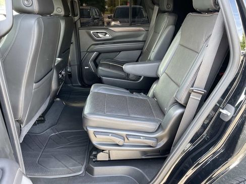 Used 2021 Chevrolet Tahoe High Country AWD/4WD image 11