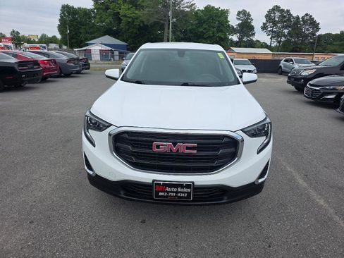Used 2019 GMC Terrain SLE image 1
